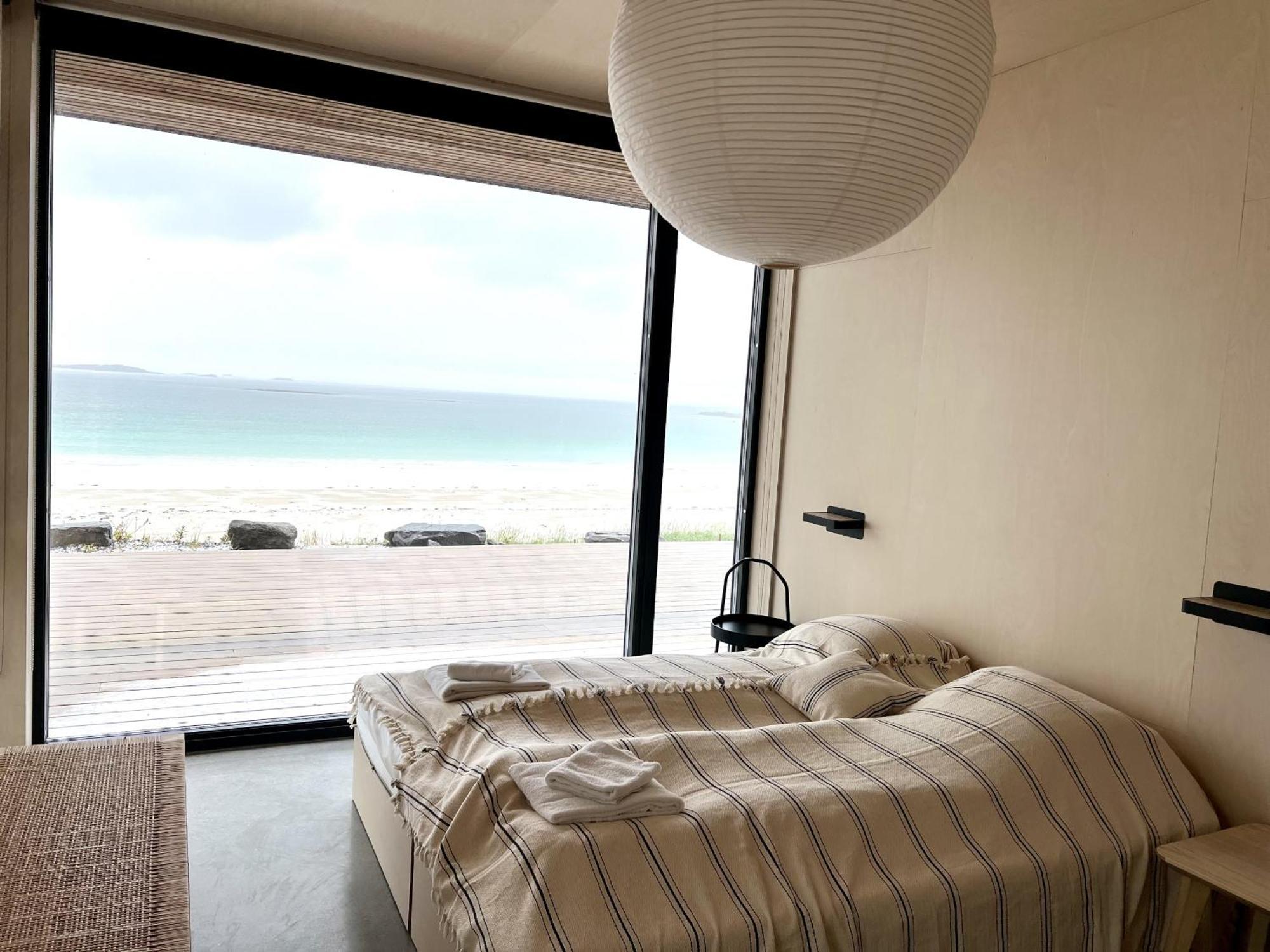 Exclusive Beach House Ramberg - Your Private Oasis エクステリア 写真