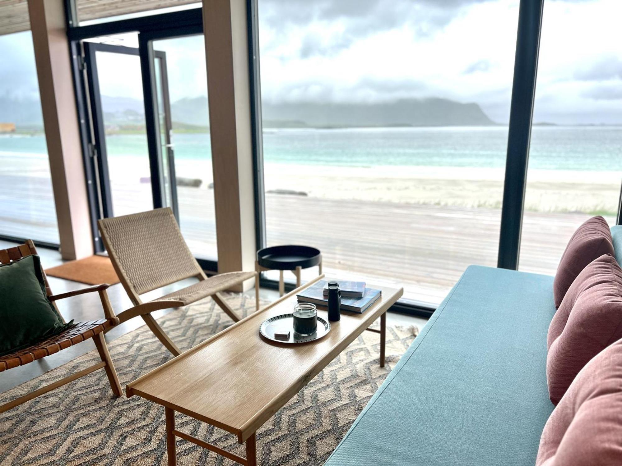Exclusive Beach House Ramberg - Your Private Oasis エクステリア 写真
