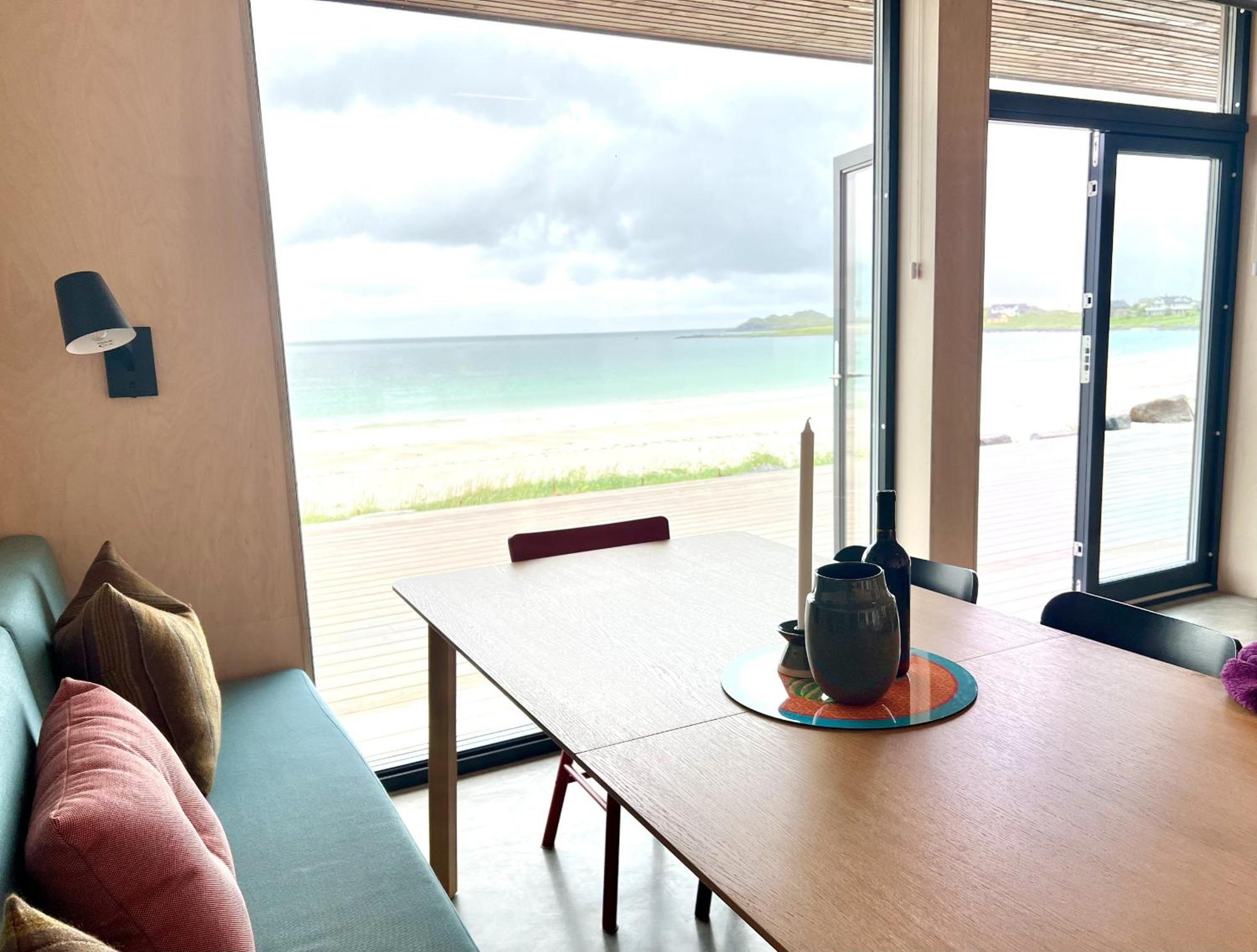 Exclusive Beach House Ramberg - Your Private Oasis エクステリア 写真